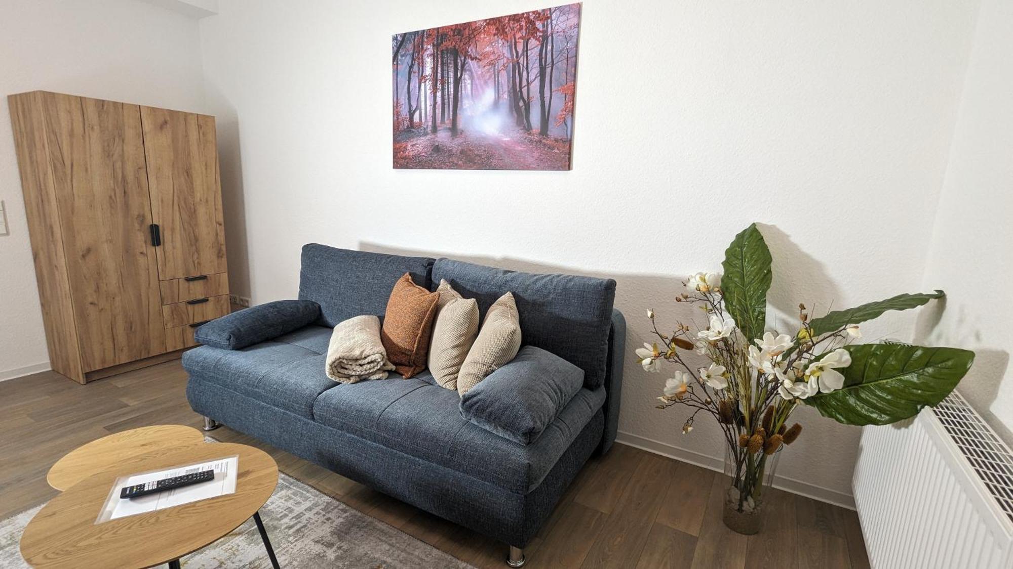 Fewo Urban Gotha-Apartment Ekhof- Am Schlosspark- Parken An Der Der Tuer- Barrierefrei, 900 Meter Zum Bahnhof - Wallbox Buitenkant foto
