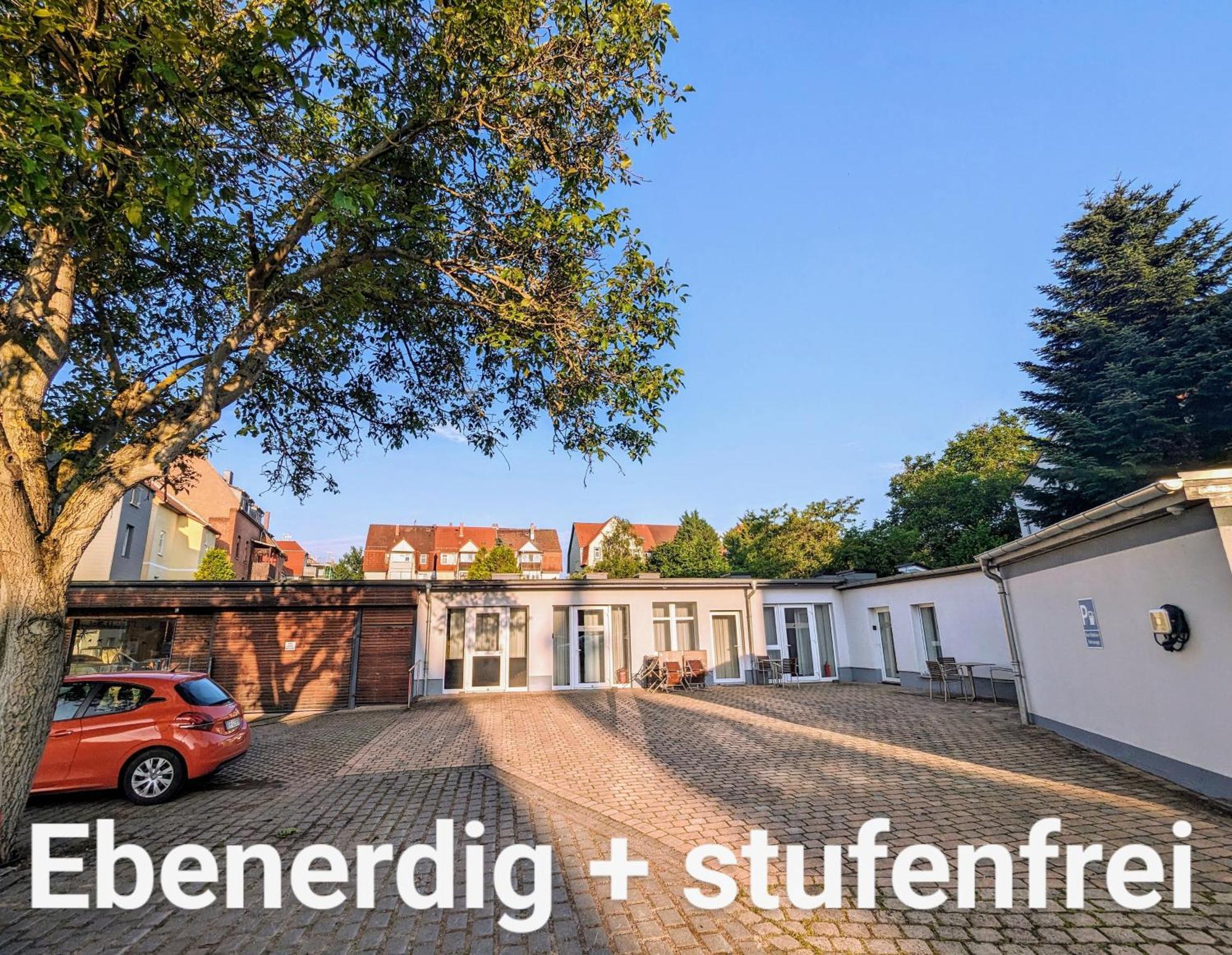 Fewo Urban Gotha-Apartment Ekhof- Am Schlosspark- Parken An Der Der Tuer- Barrierefrei, 900 Meter Zum Bahnhof - Wallbox Buitenkant foto